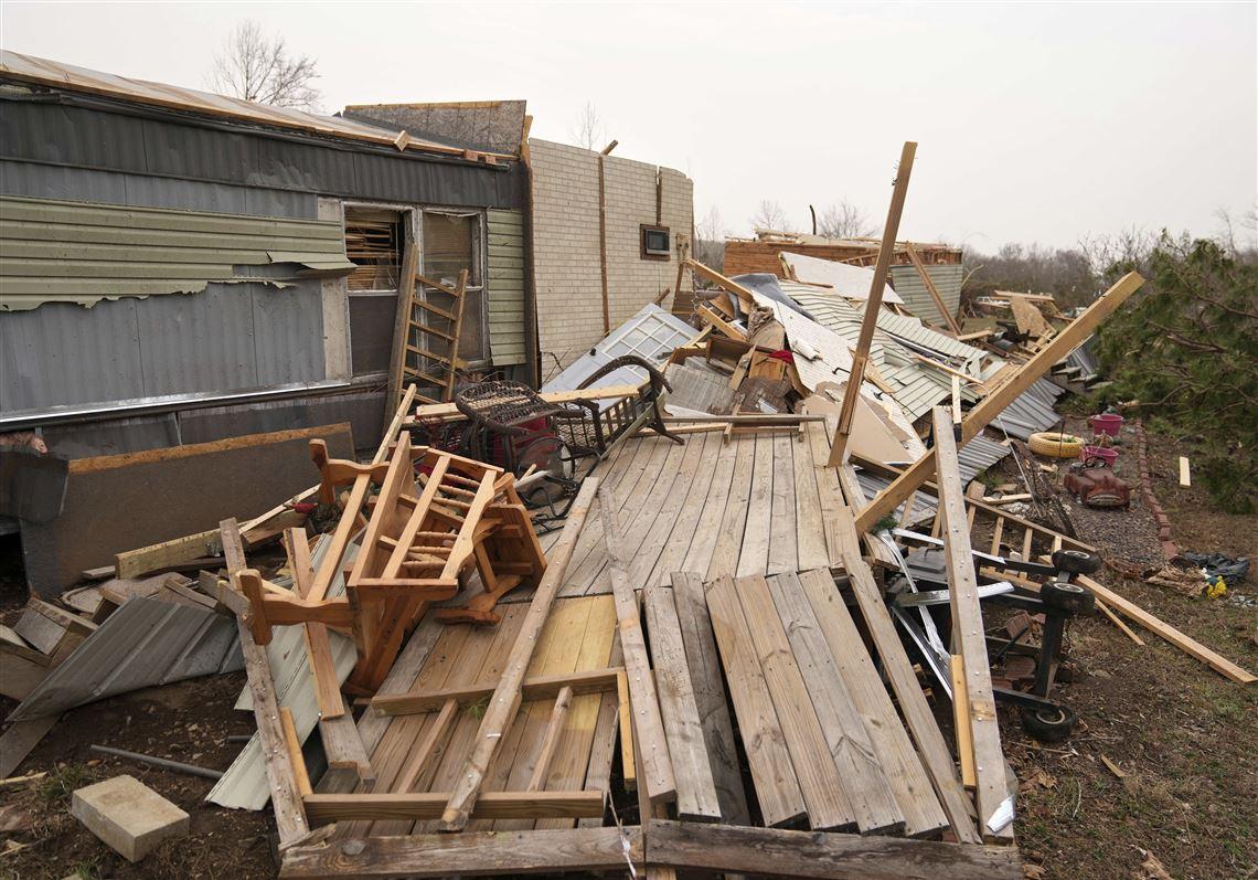 At least 26 dead in massive US storm after Kansas reports 8 fatalities - The Associated Press